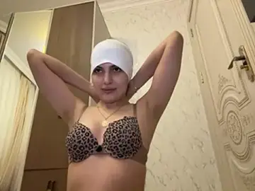 Stripchat Free Live Porn of GumusGuray