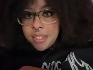 Stripchat Live Sex Cam of nintendhoe