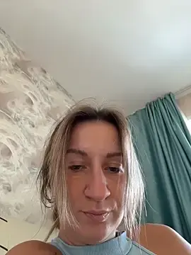 Stripchat Live Sex Cam of EvvaMur