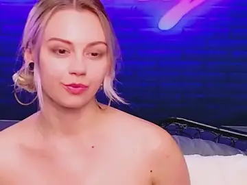 Stripchat Nude Webcam of AlessiaCroft