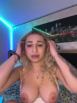 Stripchat Live Sex of xLexi
