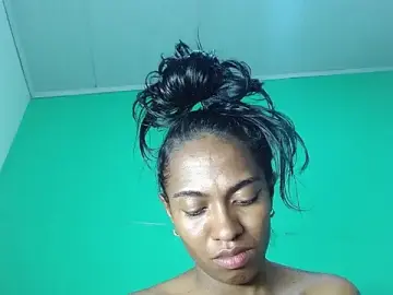 Stripchat Adult Webcam of avaleri_cherry