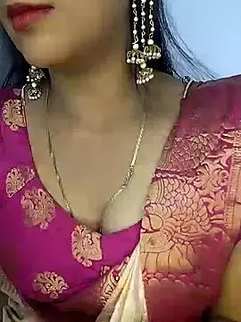 Stripchat Nude Webcam of Deshi_bhabhi143