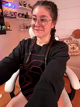 Stripchat Live Sex Cam of Sharon_07