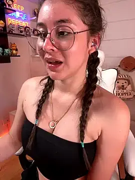 Stripchat Live Porn of Sharon_07