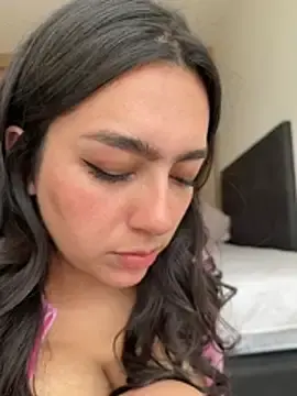 Stripchat Free Porn Cam of Nicollemays