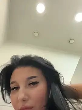 Stripchat Free Live Porn of Tisha_Busty