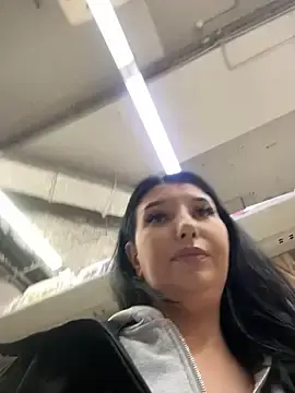 Stripchat Adult Webcams of Tisha_Busty