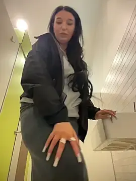 Stripchat Live Sex of Tisha_Busty