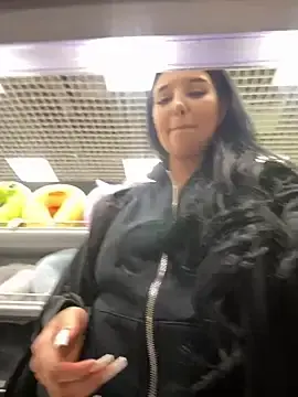 Stripchat Live Porn of Tisha_Busty