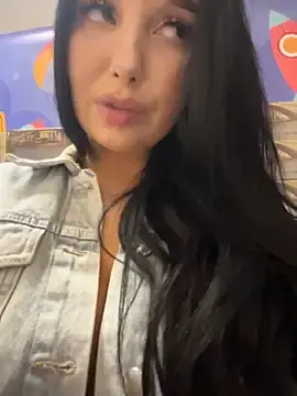 Stripchat Best Webcam of Tisha_Busty