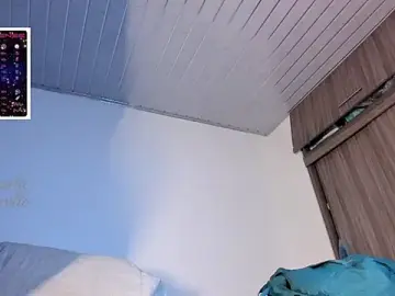 Stripchat Free Porn Cam of manujaramillo
