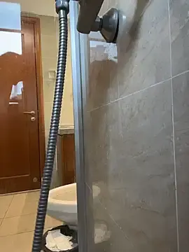 Stripchat Sex Cam of kara-tt