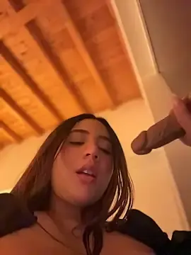 Stripchat Sex Cam of vellaah