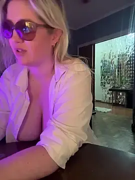 Stripchat Best Webcam of Granlady7