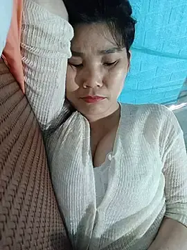 Stripchat Sex Cam of Bear-bear0