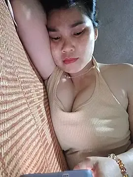 Stripchat Free Porn Cam of Bear-bear0
