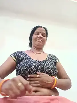 Stripchat Live Sex Cam of punamji_sexe