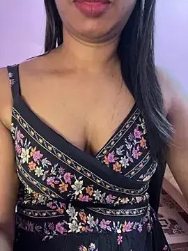 Stripchat Nude Webcam of tamil_Aarathi