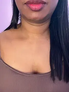 Stripchat Free Live Porn of tamil_Aarathi