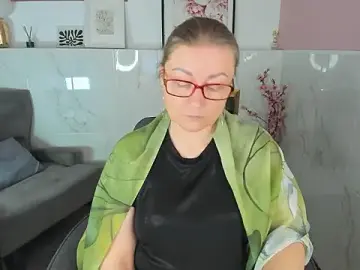 Stripchat Free Live Porn of AlexandraKind