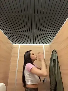 Stripchat Sex Chat of Holly_Play