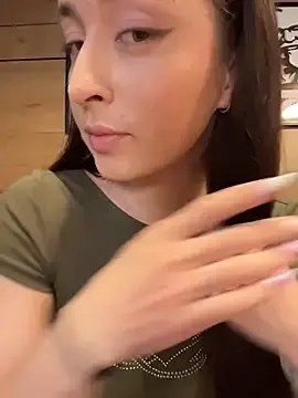 Stripchat Live Sex of Holly_Play