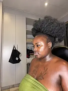 Stripchat Adult Video Chat of Honeycoco0211