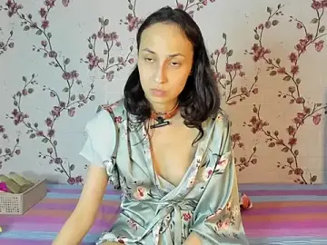 Stripchat Free Live Porn of Alisagold90