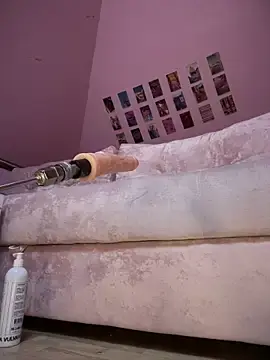 Stripchat Sex Cam of Rinamay_