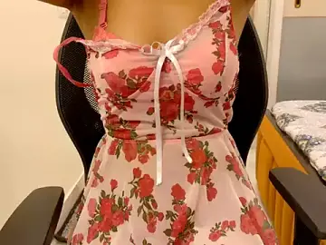 Stripchat Best live sex cam show of Siya_Virgin