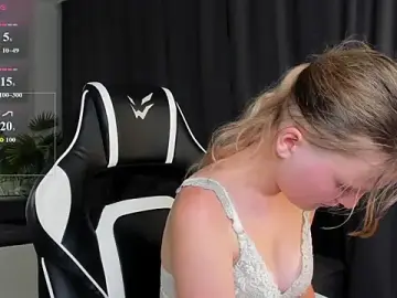 Stripchat Live Porn of Peggy_Hun1t