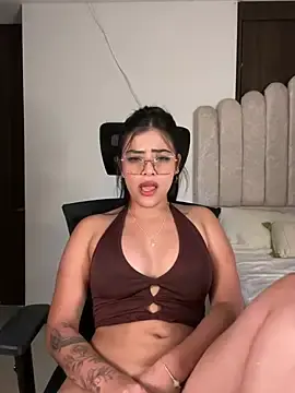 Stripchat Best Webcam of Sara-Evans