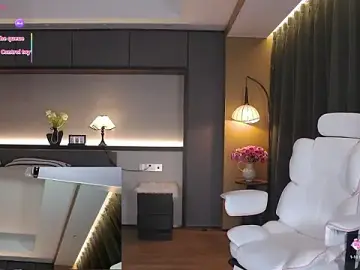 Stripchat Sex Cam of AYW-21