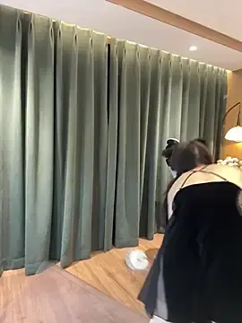 Stripchat Adult Webcam of AYW-21