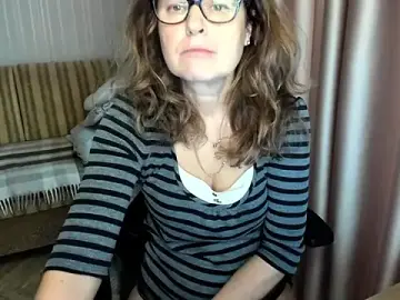 Stripchat Adult Webcams of lauraoven