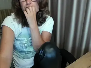 Stripchat Free Live Porn of lauraoven