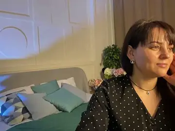 Stripchat Best Webcam of _SilkyShadow_