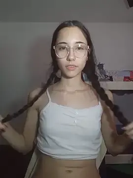 Stripchat Live Sex Cam of isaaabelaaa