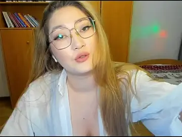 Stripchat Adult Webcam of lyra_x