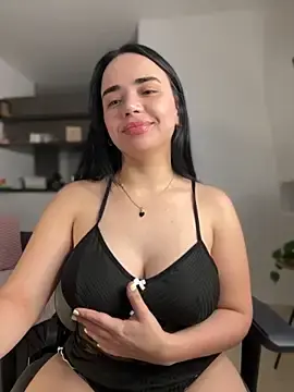 Stripchat Free Porn Cam of GeorginaJones