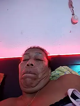 Stripchat Nude Webcam of Ruby-Hot-Milf