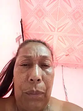 Stripchat Nude Webcam of Ruby-Hot-Milf