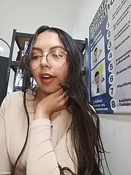 Stripchat Sex Cam of JENNIFER__03
