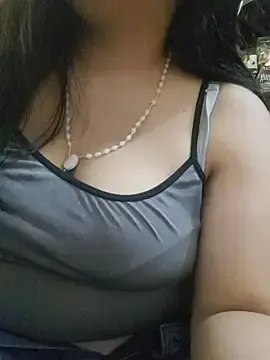 Stripchat Live Sex Cam of Kalani_Engel