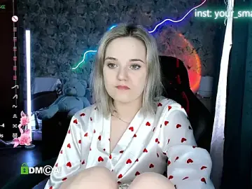 Stripchat Live Sex Cam of Your_small_bunny
