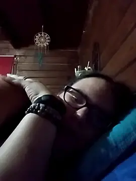 Stripchat Free Live Porn of Gatitabuena90