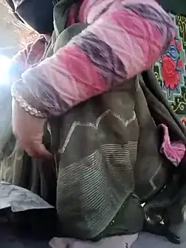 Stripchat Adult Webcams of Cute-Bandna