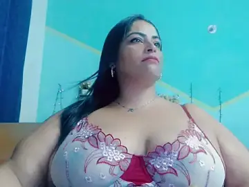 Stripchat Live Sex of NickyRibeiro