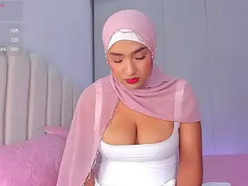 Stripchat Nude Webcam of Amira-Zahra